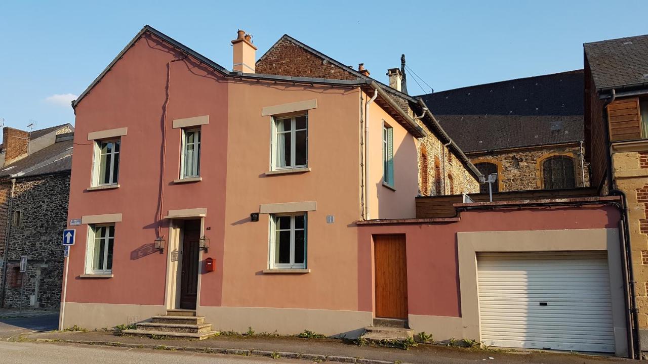 Revin Le Balcon Sur La Meuseヴィラ エクステリア 写真